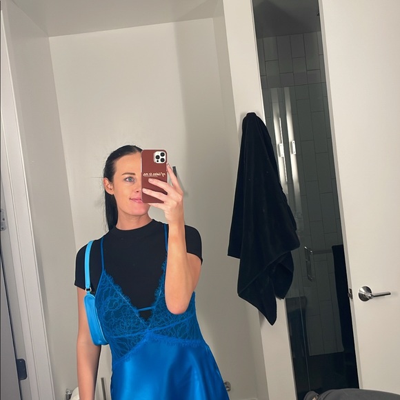 Meet your Posher, Anneliese - Picture 2 of 6